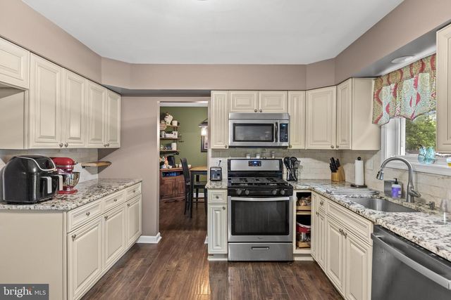 235 WATERFORD RD, Hammonton, NJ 08037