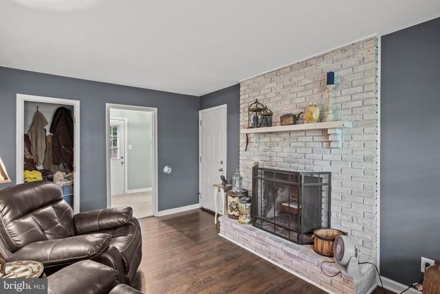 235 WATERFORD RD, Hammonton, NJ 08037