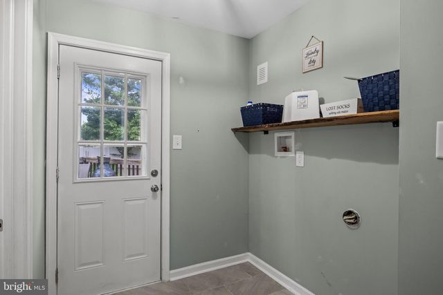 235 WATERFORD RD, Hammonton, NJ 08037