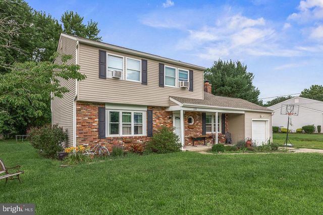 235 WATERFORD RD, Hammonton, NJ 08037