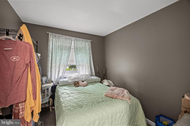 235 WATERFORD RD, Hammonton, NJ 08037