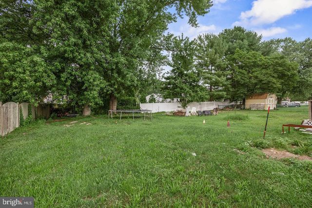 235 WATERFORD RD, Hammonton, NJ 08037