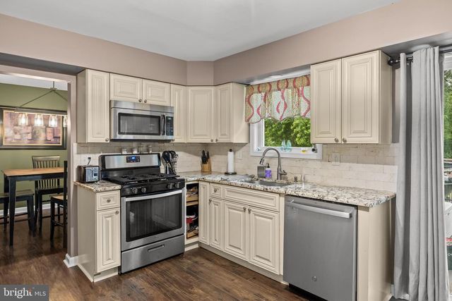 235 WATERFORD RD, Hammonton, NJ 08037