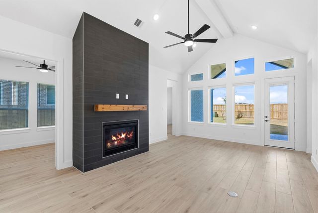 12214 Warbler Drive, Mont Belvieu, TX 77523