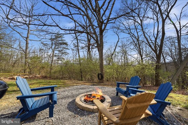 120 LAKE DR, Luray, VA 22835