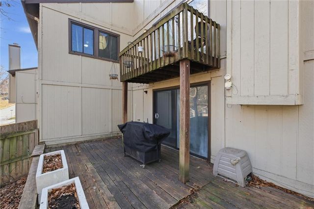 1032 NW 70TH Court, Kansas City, MO 64118