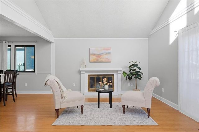 1032 NW 70TH Court, Kansas City, MO 64118