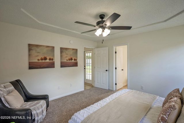 3902 HUNTERS LAKE Circle W, Jacksonville, FL 32210