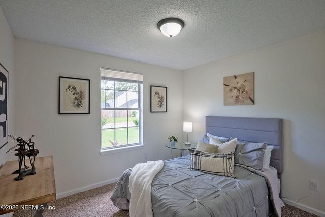 3902 HUNTERS LAKE Circle W, Jacksonville, FL 32210