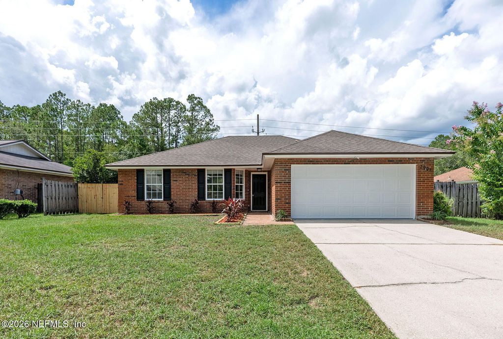 3902 HUNTERS LAKE Circle W, Jacksonville, FL 32210