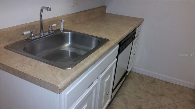 5989 VILLAGE CIRCLE 890, Orlando, FL 32822