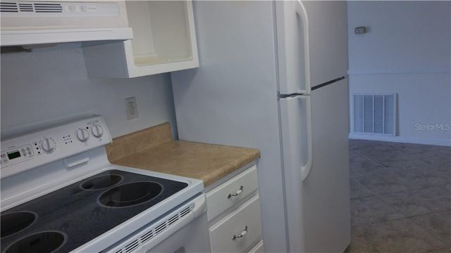 5989 VILLAGE CIRCLE 890, Orlando, FL 32822