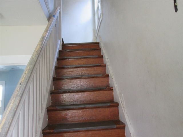 1715 Duss Ave, Ambridge, PA 15003