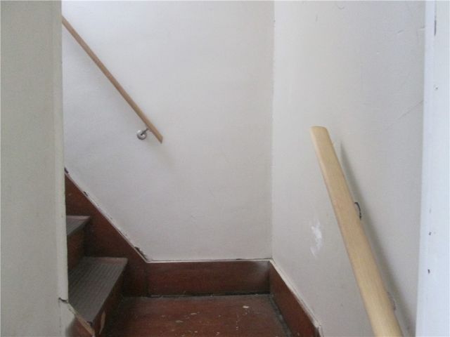 1715 Duss Ave, Ambridge, PA 15003