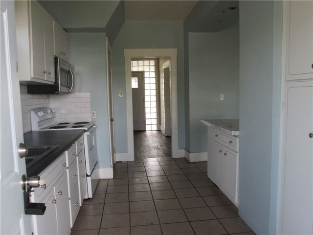 1715 Duss Ave, Ambridge, PA 15003