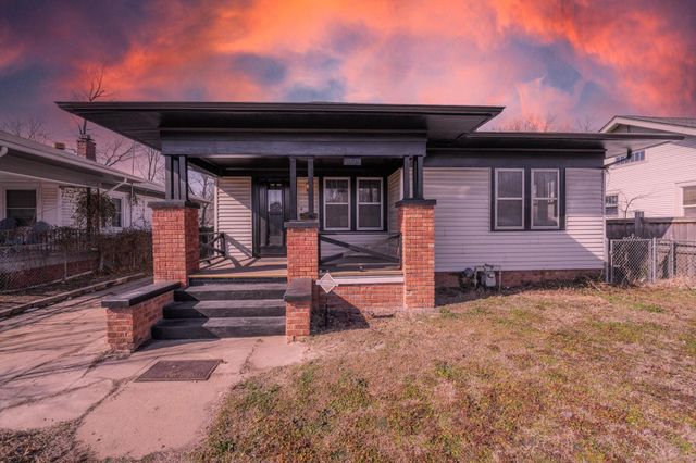 1029 S Seneca St, Wichita, KS 67213
