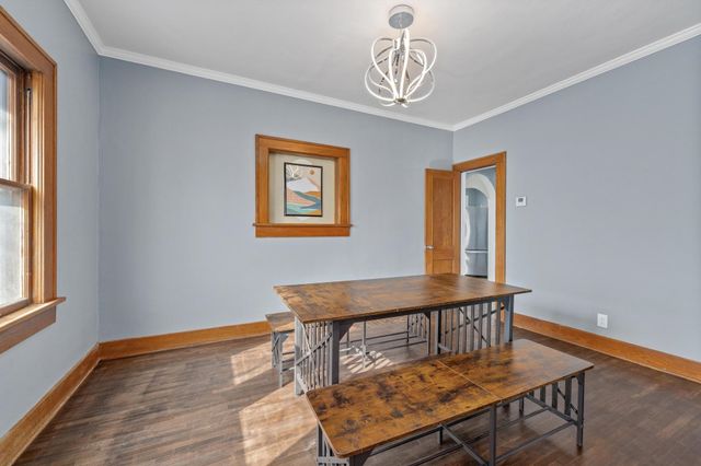 1029 S Seneca St, Wichita, KS 67213