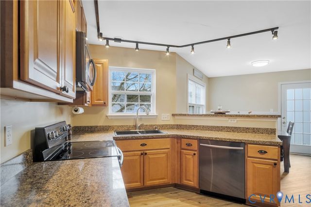 3424 Colony Mill Rd, Toano, VA 23168