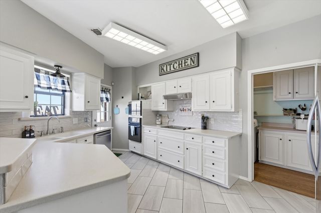 2307 William Circle, Ennis, TX 75119