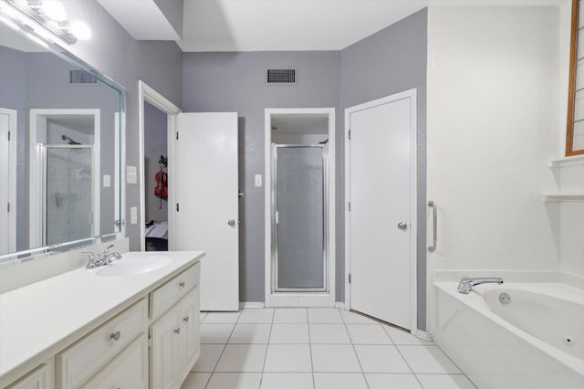 2307 William Circle, Ennis, TX 75119