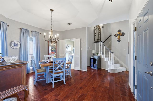 2307 William Circle, Ennis, TX 75119