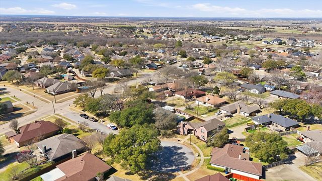 2307 William Circle, Ennis, TX 75119