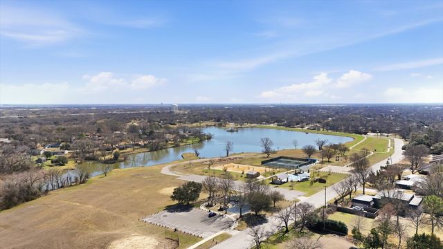 2307 William Circle, Ennis, TX 75119