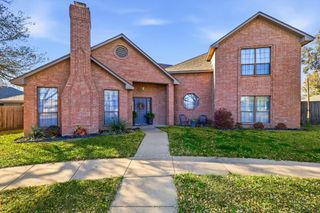 2307 William Circle, Ennis, TX 75119