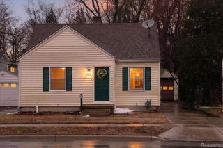 1511 Leonard Street Ne, Grand Rapids, MI 49505