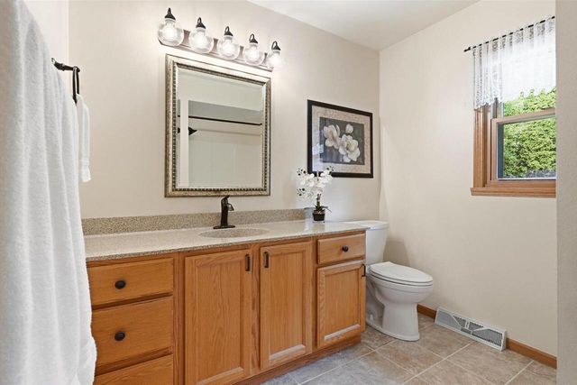 1632 Sherman AVENUE, South Milwaukee, WI 53172