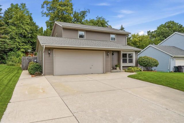 1632 Sherman AVENUE, South Milwaukee, WI 53172
