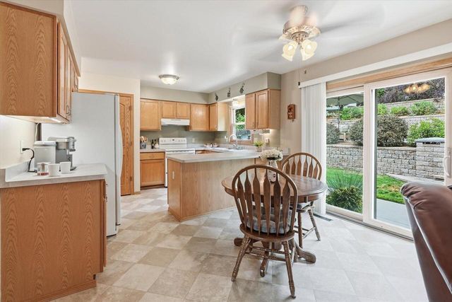 1632 Sherman AVENUE, South Milwaukee, WI 53172