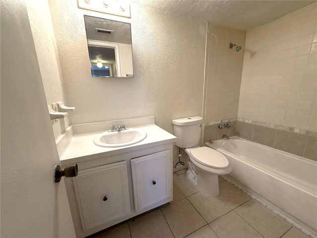 2785 L B MCLEOD ROAD 2785D, Orlando, FL 32805