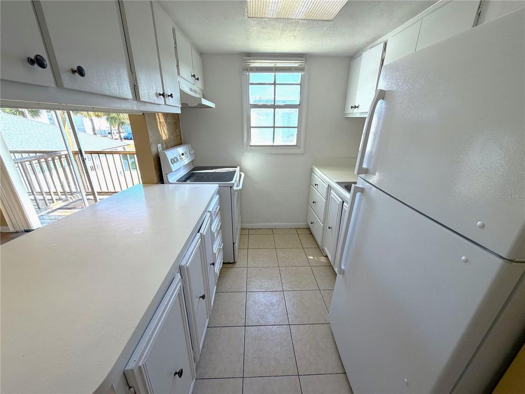 Image 6 of property listing at 2785 L B MCLEOD ROAD 2785D, Orlando, FL 32805