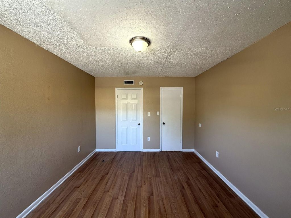 Image 9 of property listing at 2785 L B MCLEOD ROAD 2785D, Orlando, FL 32805