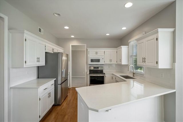 6315 W 147th Terrace, Overland Park, KS 66223