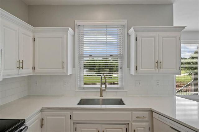 6315 W 147th Terrace, Overland Park, KS 66223