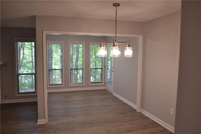 5066 Woodridge Way, Tucker, GA 30084