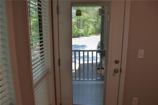 5066 Woodridge Way, Tucker, GA 30084