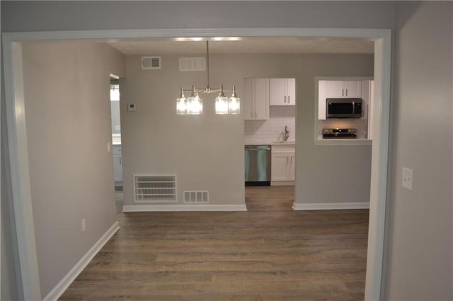 5066 Woodridge Way, Tucker, GA 30084