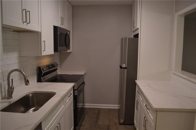 5066 Woodridge Way, Tucker, GA 30084