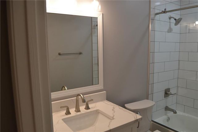 5066 Woodridge Way, Tucker, GA 30084