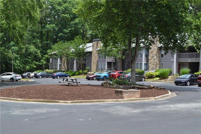 5066 Woodridge Way, Tucker, GA 30084