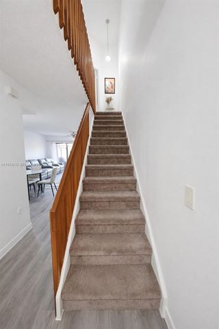 4321 SW 70th Terrace, Davie, FL 33314