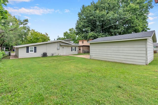 416 S Westview Dr., Derby, KS 67037