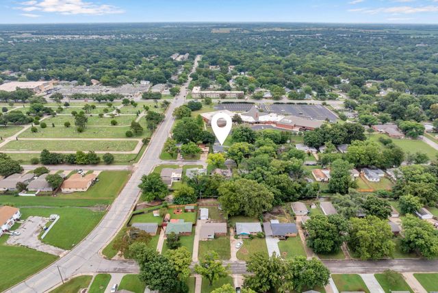 416 S Westview Dr., Derby, KS 67037