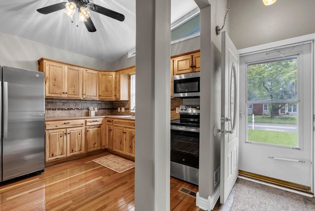 416 S Westview Dr., Derby, KS 67037