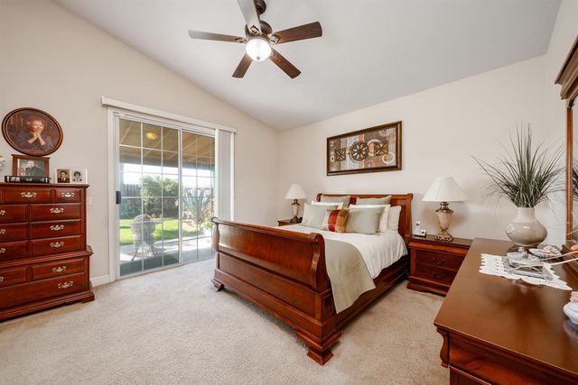 5660 E Florence Avenue, Fresno, CA 93727