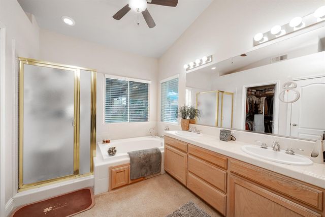 5660 E Florence Avenue, Fresno, CA 93727