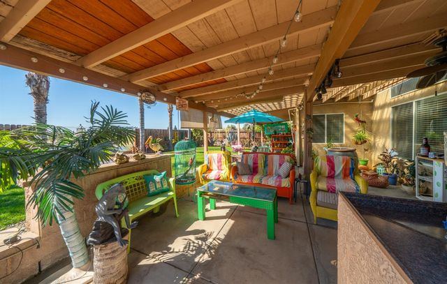 5660 E Florence Avenue, Fresno, CA 93727